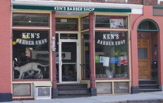 Ken's seems to be a pulse point of the town.